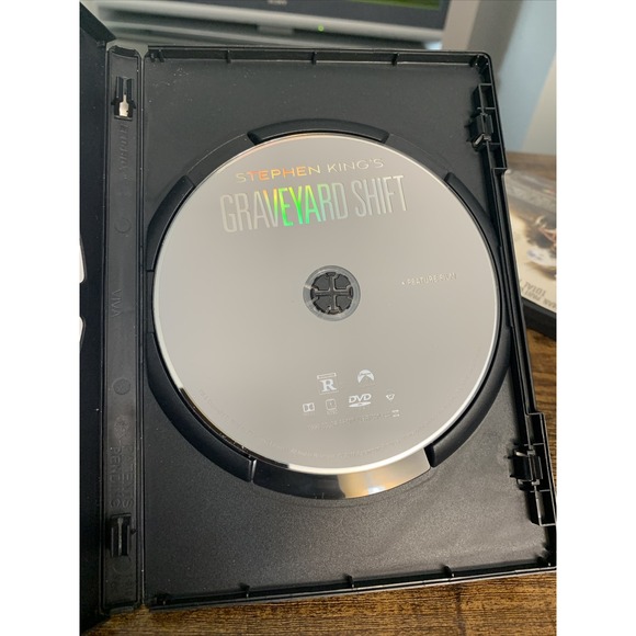 HORROR DVD LOT: Stephen King's Silver Bullet & Graveyard Shift, The Hitcher HBO - Picture 9 of 11